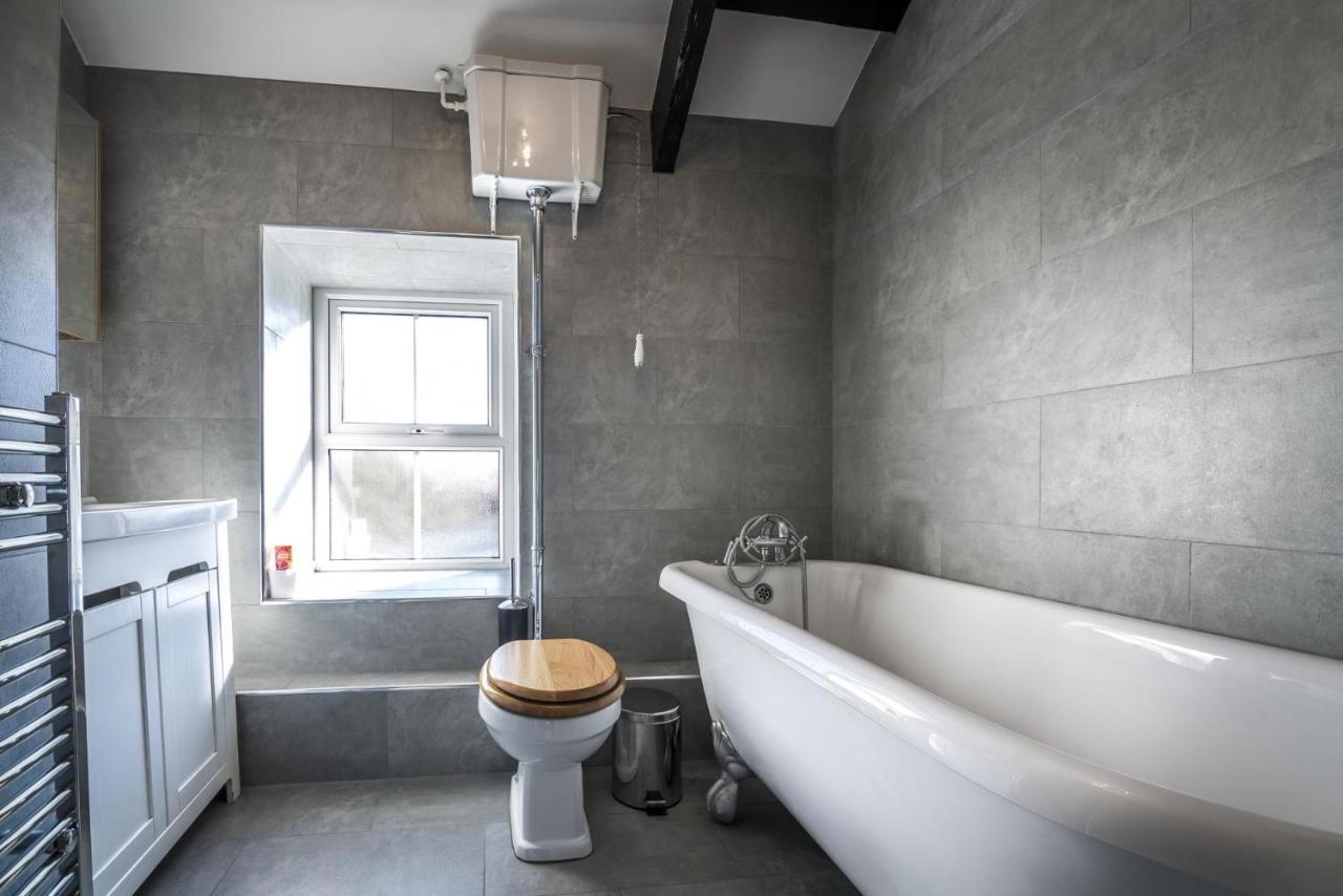 Barn Conversion - Hot Tub - Penally - Tenby Esterno foto