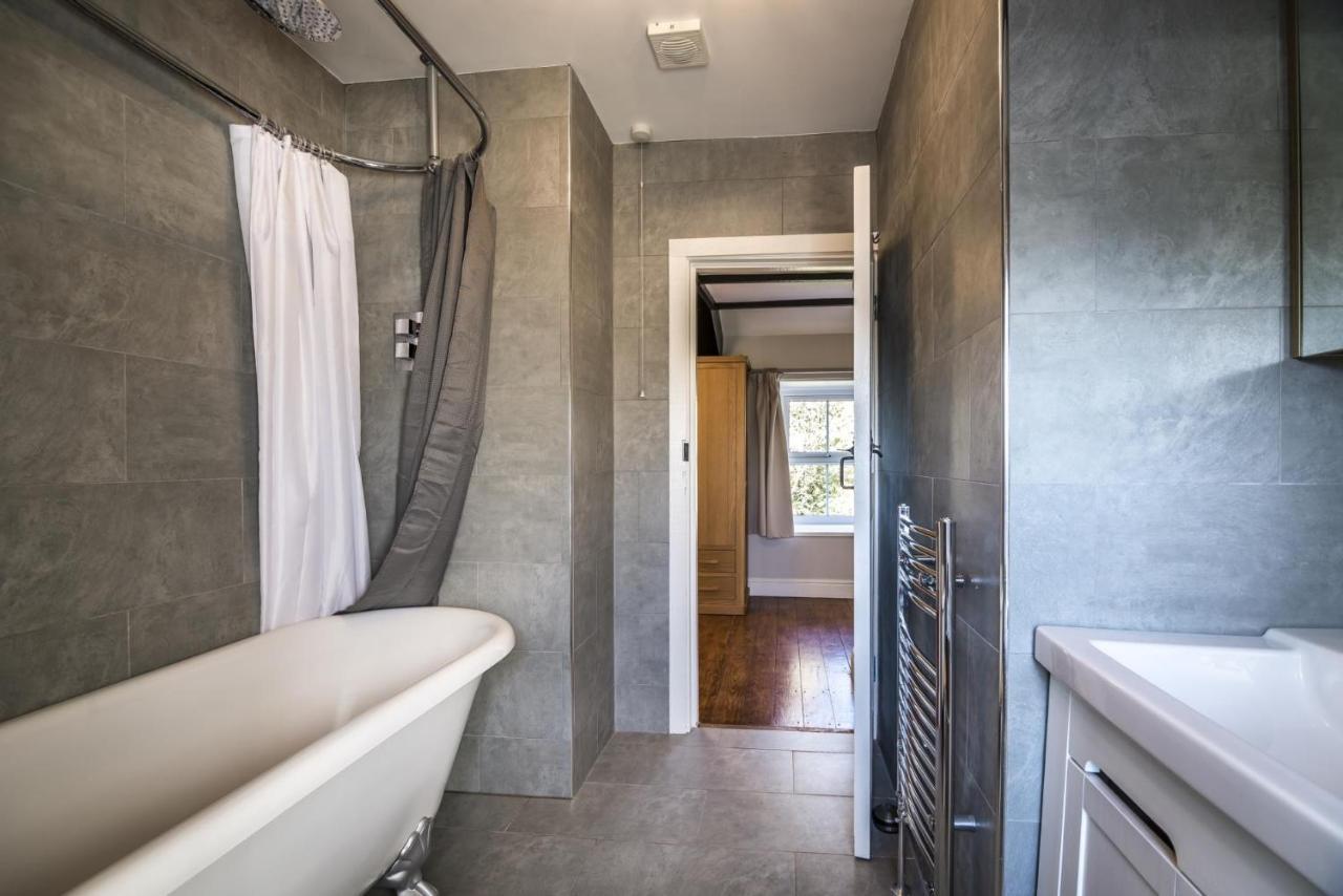Barn Conversion - Hot Tub - Penally - Tenby Esterno foto