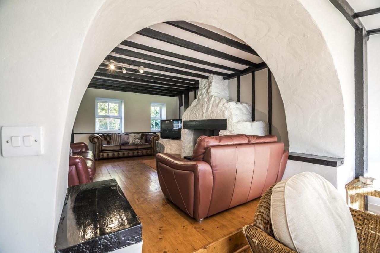 Barn Conversion - Hot Tub - Penally - Tenby Esterno foto